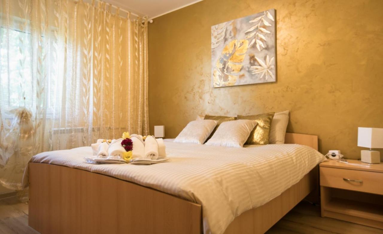 Golden Baneasa Apartment Bucharest